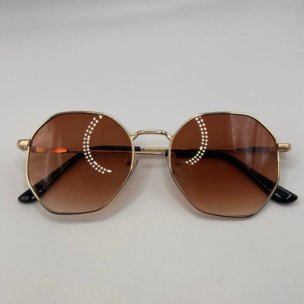 gold metal frame sunglasses
